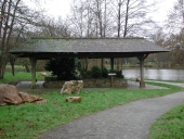 Lavoir, avenue Philippe de Volvire (Sens-de-Bretagne)