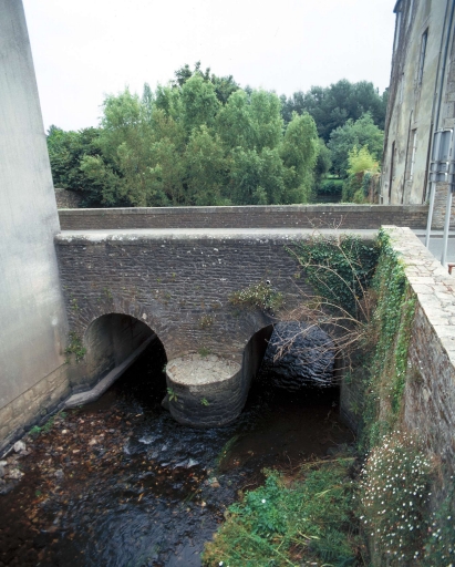 Pont du Gorréquer, rue Brémond d'Ars (Quimperlé)