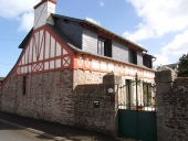 Maison, 44 rue Surcouf (Pordic)