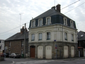 Ancien établissement Bigot, puis Tannerie Zwingelstein, actuellement immeuble, 13 rue de Lorient ; 9 rue de la Carrière (Rennes)