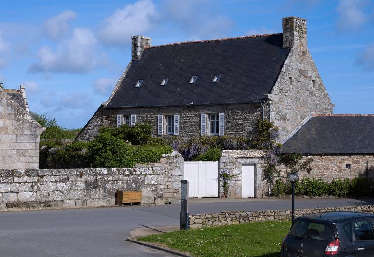 Presbytère (Plouzélambre)