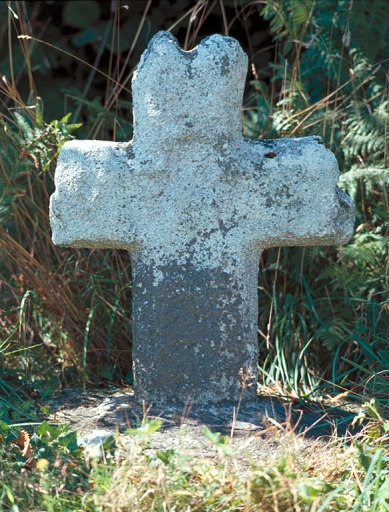 Croix monumentale, Kerbonalen (Clohars-Carnoët)
