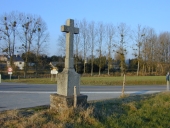 Les églises, chapelles, cimetière, tombeaux et croix monumentales sur la commune de Torcé