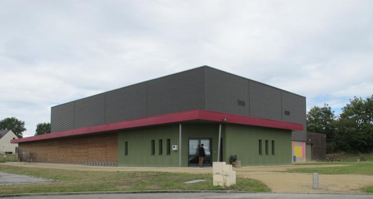 Salle des sports, allée des Lauriers (Baulon)