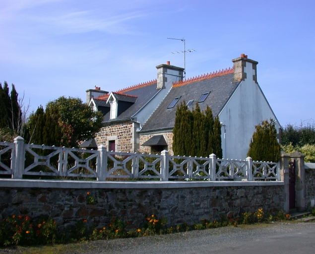 Maison, 15 rue Sainte-Anne (Trélévern)