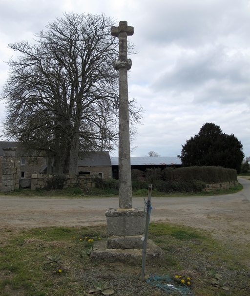 Croix de chemin de Minihy (Tonquédec)