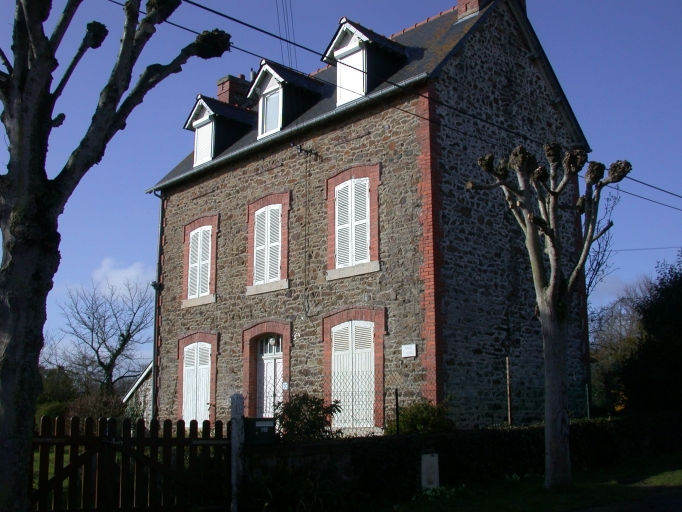 Maison dite Villa Isabelle, 14 avenue Victoria (Etables-sur-Mer fusionnée en Binic-Etables-sur-Mer en 2016)