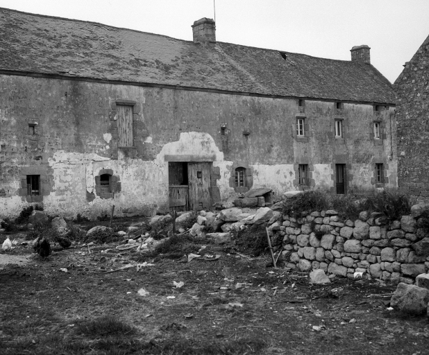 Écart dit village de Loperhet