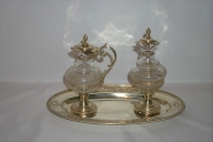 Ensemble d'un plateau à burettes et de 2 burettes