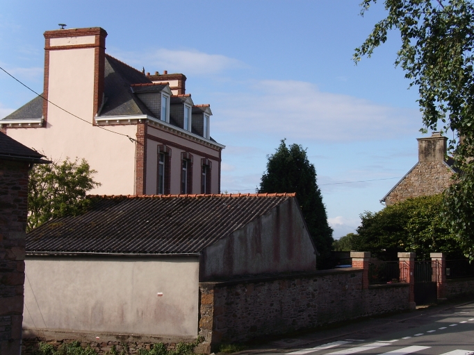 Maison, 23 rue du Général de Gaulle (Ploubazlanec)