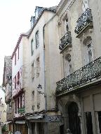 Maison, 27 rue des Halles (Vannes)