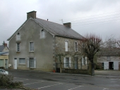 Demeure, dite château du Plessis, 21 rue de l'Ecole (Chasné-sur-Illet)