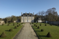 Les manoirs et demeures sur la commune de Saint-Père-Marc-en-Poulet