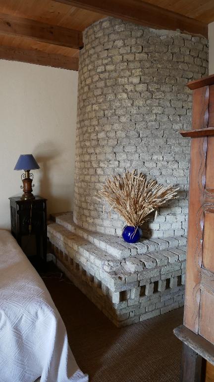 Moulin à marée du Couffon puis Minoterie du Couffon, actuellement maison d'habitation et chambres d'hôtes (Kerlouan)