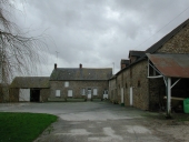 Manoir, actuellement ferme, le Haut Plessis (Dourdain)