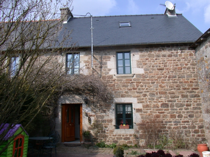 Ferme et maison de prêtre, Audry (Longaulnay)