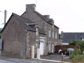 Maison, rue des Tilleuls, la Croix-Jolivet (Créhen)