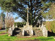 Croix monumentale, dite Croix de la Motte, le bourg (Pluherlin)