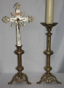 Garniture d'autel : croix et série de 4 Chandeliers