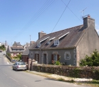 Maisons, rue du Centre, la Roche-Jaune (Plouguiel)