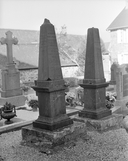 Tombeaux (2), de Marie-Françoise Lebourdais et de Joseph-Aubert Desplanches, cimetière (Bréal-sous-Vitré)