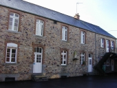École primaire Saint-Joseph, 6 rue des Ecoles (Liffré)
