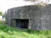 Casemate pour canon de 47 mm (S.K.), rue du corps de garde, Beg ar Scaf (Brignogan-plages fusionnée en Plounéour-Brignogan-plages en 2017)