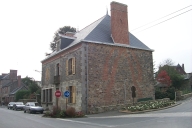 Maison et magasin de commerce, 11 rue Pavy Jean-Marie (La Bouëxière)