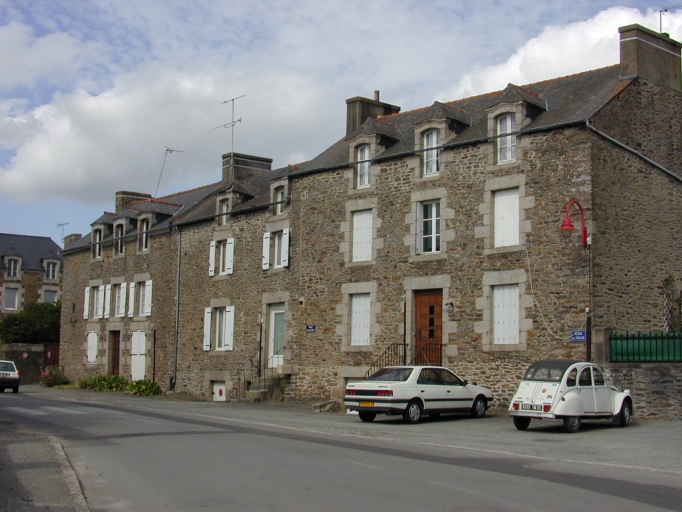 Alignement de maisons, 19 à 23 rue du Général de Gaulle (Le Minihic-sur-Rance)