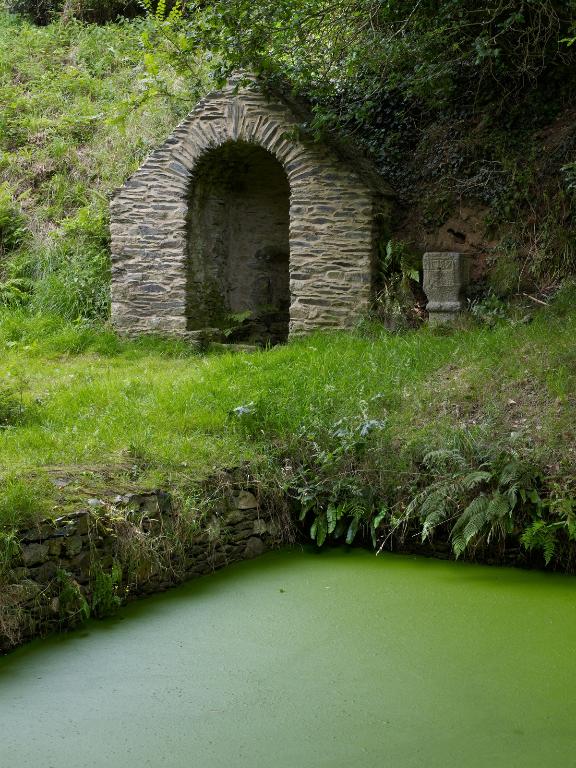 Fontaine Saint-Maudez, Convenant Dieuzet (Hengoat fusionnée en La Roche-Jaudy en 2019)