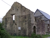 Alignement de maisons, Bas Serrière (Orgères)