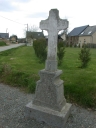 Croix de chemin, rue du Presbytère (La Chapelle-aux-Filtzméens)