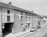 Immeuble (Irodouër)