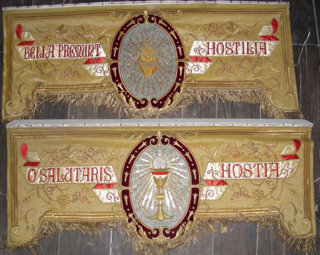 Garniture de dais de procession