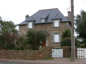 Maison, rue de la Mairie (Trévou-Tréguignec)