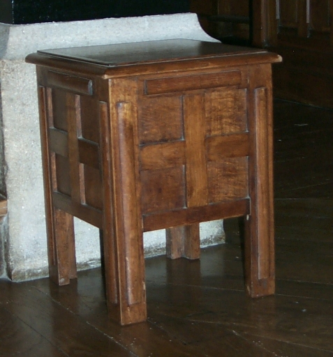 Paire 1 de tabourets d'église