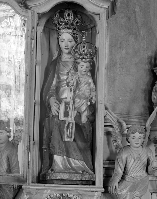 Statue (d'applique, petite nature) : Vierge à l'Enfant, chapelle Notre-Dame-de-Carmes (Neulliac)