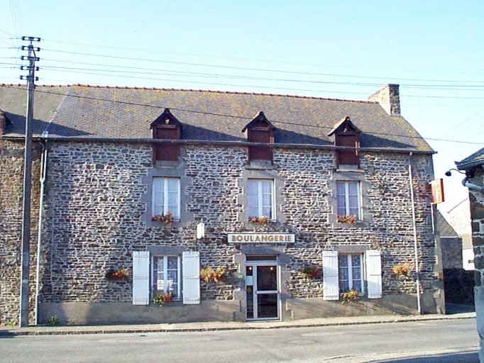 Maison, 7 rue de la Mairie (Roz-Landrieux)