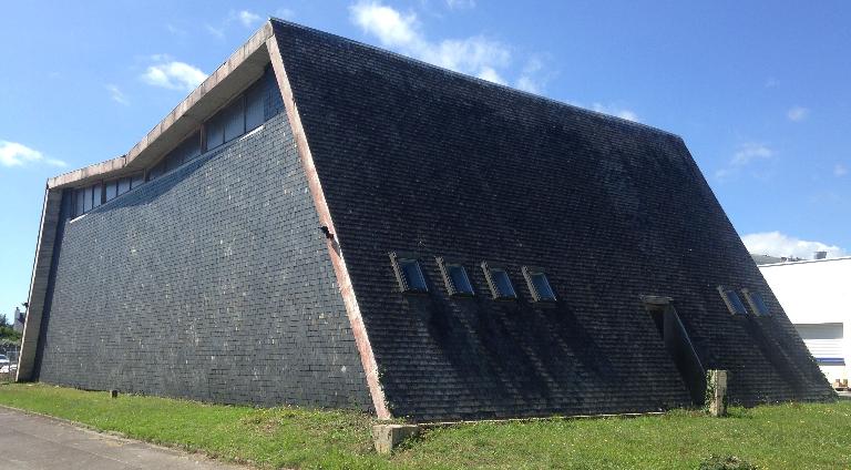 Gymnase du lycée, 56 rue Émile James (Étel)