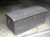 Malle : coffre de marin