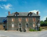 Ferme, rue de l'Eglise, rue de la Fontaine (Lieuron)
