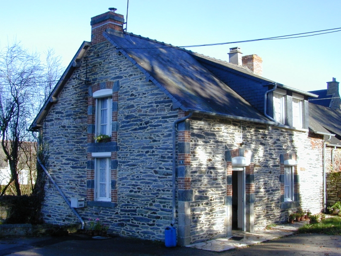 Ferme, 9 cour de la Maison de Sixt, le Plessis (Sixt-sur-Aff)