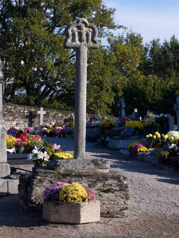 Croix de cimetière (Glénac fusionnée en La Gacilly en 2017)