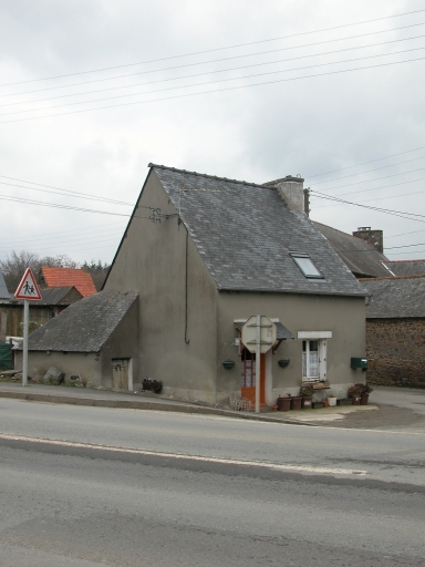 Maison, 26 rue de la Libération (Pleugueneuc)