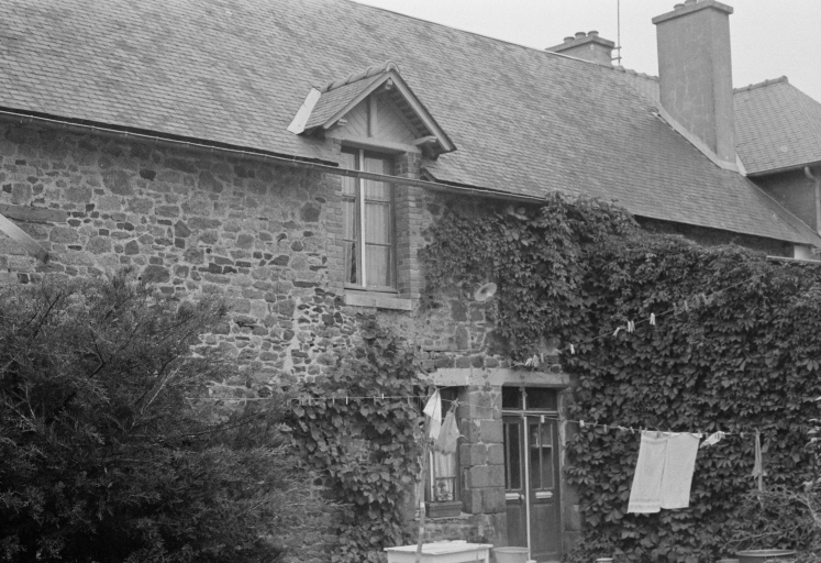 Maison, la Roussaie (Miniac-Morvan)