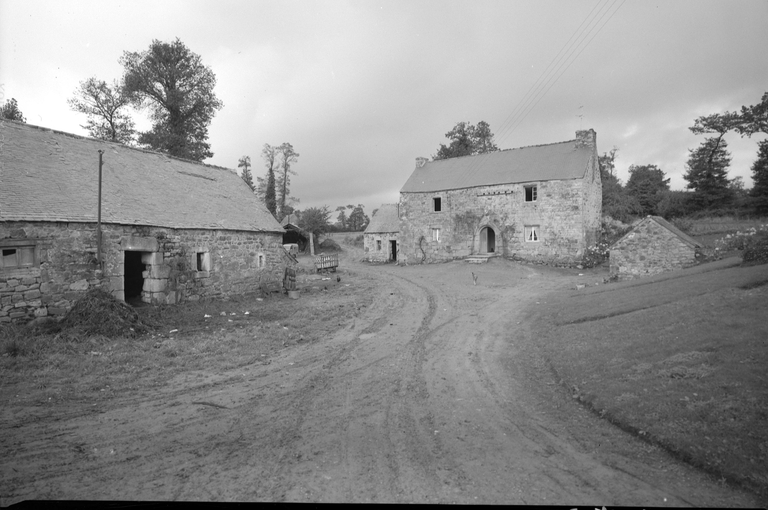 Manoir, Guellec ar sal (Plusquellec)