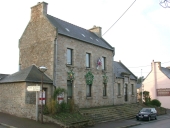 Ancien bureau des postes et télégraphes et mairie, actuellement mairie, 7 rue des Plages (Trébeurden)