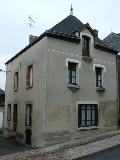 Maison, 2 rue des Lavandières (Gennes-sur-Seiche)