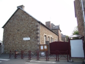 École, rue des Écoles (Lézardrieux)