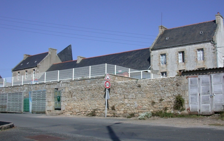 Groupe scolaire de l'Ile-Grande, 8,12 rue de Kastell Erek, Ile-Grande (Pleumeur-Bodou)